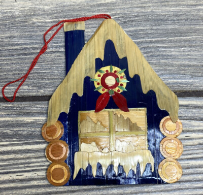 Vtg Christmas Ornament Balsa Wood Blue Brown Winter House Wreath Red Green 4 