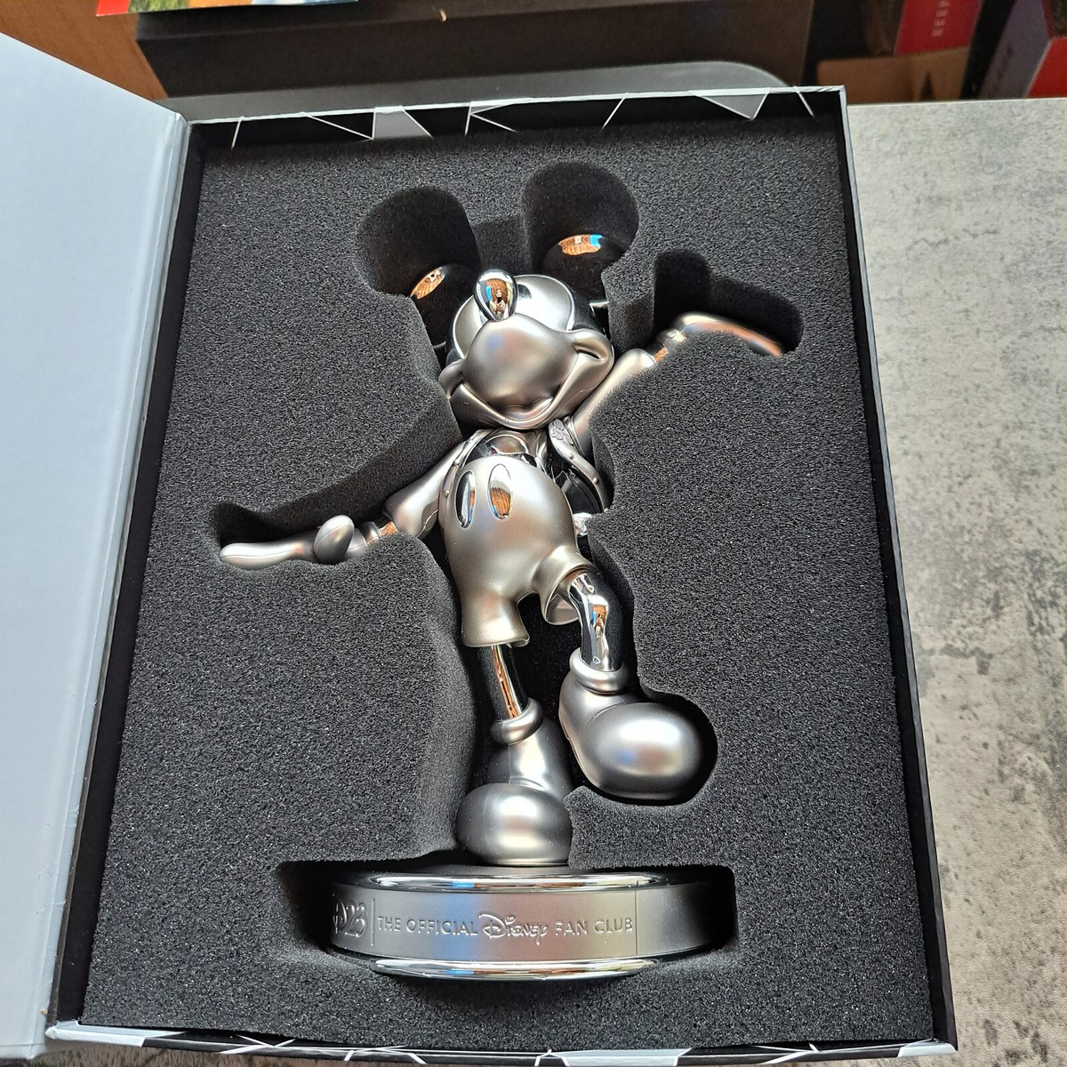 Disney 2023 D23 Mickey Mouse Leader Of The Fan Club Milestone