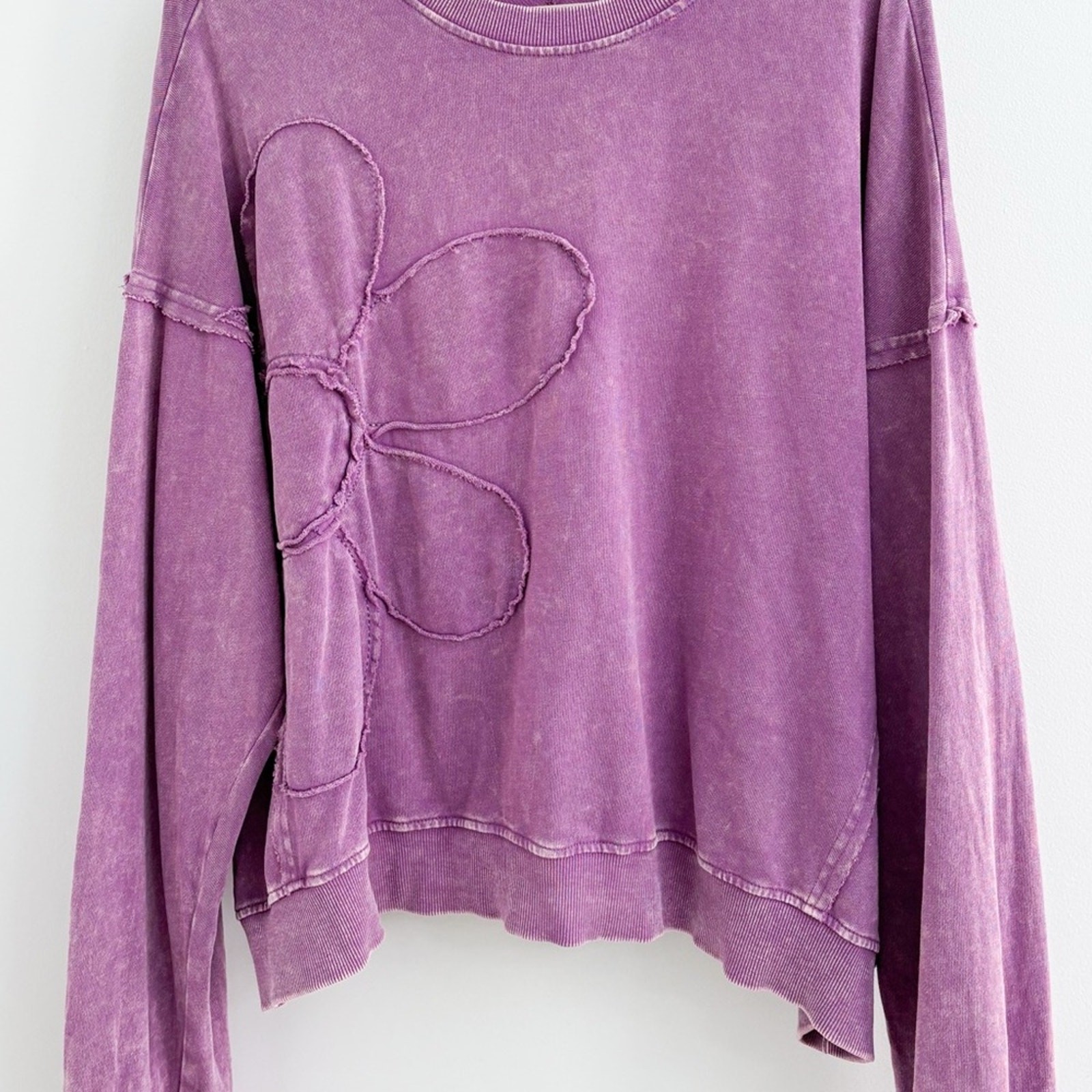 Easel Flower Patch Oversized Pullover Small - image 3
