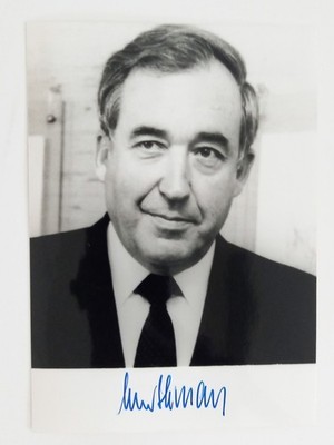 Prof. Dr. Albert Scharf - Bayerischer Rundfunk - original Autogramm - ca. 15x10c