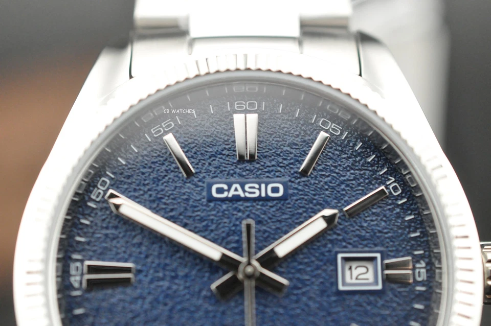 Casio MTP-1302DA-2A1 Mens 50M WR Stainless Steel Band Watch - Image 4 of 4