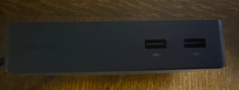 Microsoft Surface Dock 2 MODELO 1917 [SOLO UNIDAD] ENVÍO Y DEVOLUCIÓN GRATUITOS Foto 3 de 4