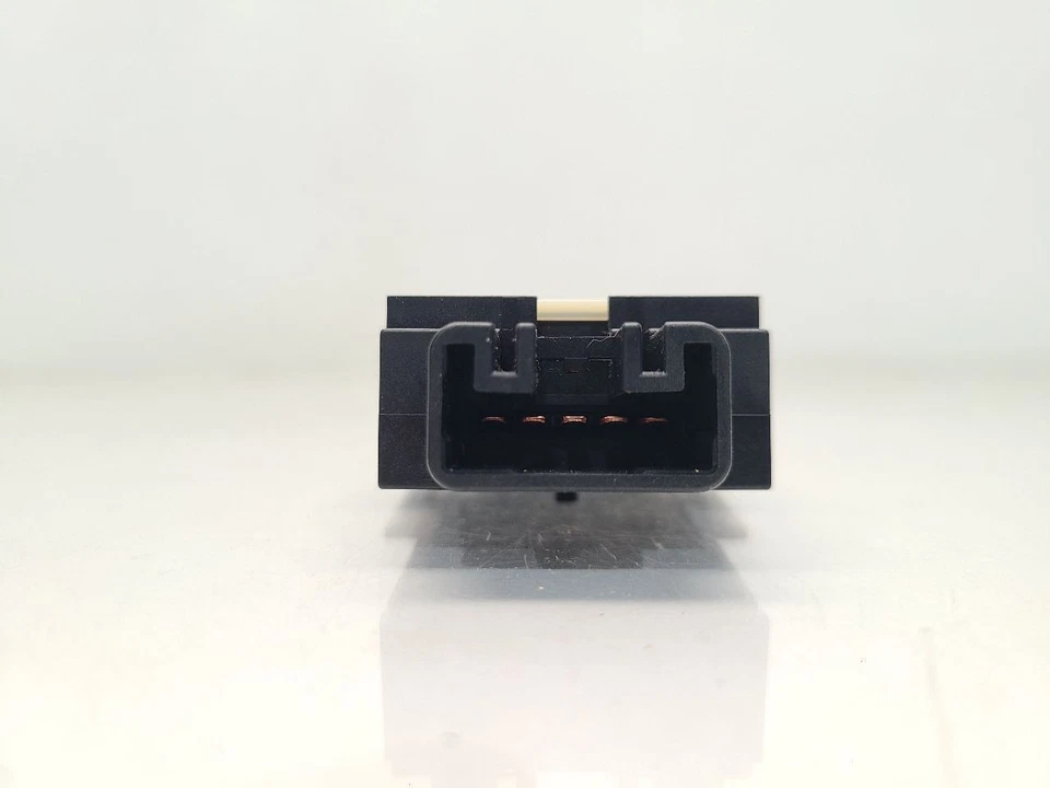 Interruptor de tablero Toyota Corolla S 2005 - descongelación trasera Foto 3 de 4