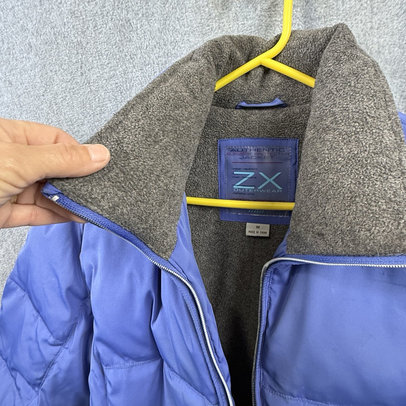 Zero exposure Jacket Woman’s Medium Blue Down Puf… - image 4
