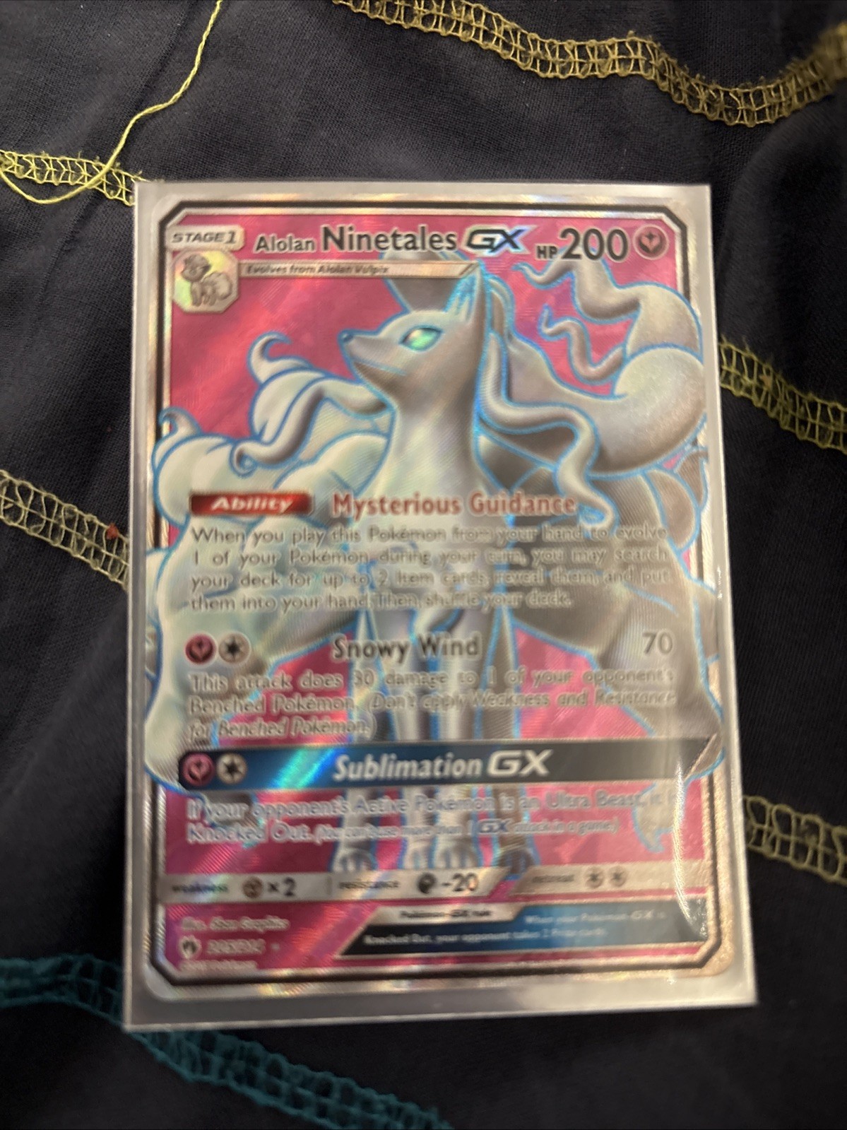 Alolan Ninetales GX (Full Art) 205/214 Pokémon TCG SM Lost Thunder NM