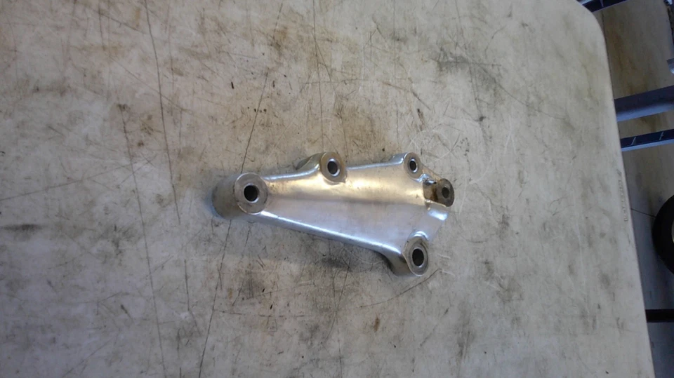 1978-81 Honda Hawk 400 CB400T левая подножка ножной колышек кронштейн крепление - Изображение 4 из 4