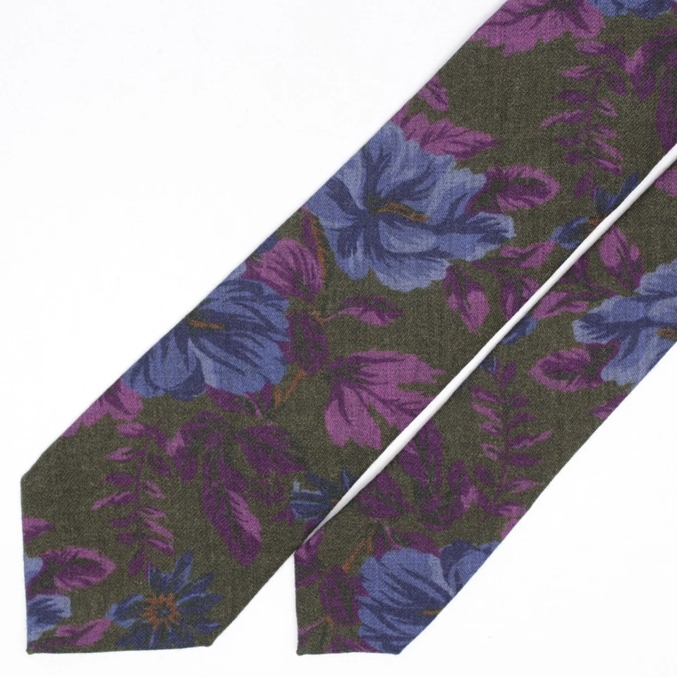 Corbata de lana John G Hardy para hombre verde tonal púrpura azul estampado floral corbata Italia Foto 2 de 4