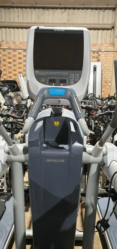 Precor AMT 885 Experience Series Open Stride Cross Trainer with P80 Console - Image 3 of 3