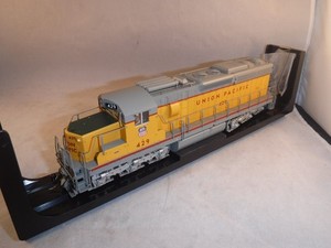 Atlas HO Union Pacific UP EMD SD24 Early Shield #429           DCC-ESU Lok Sound