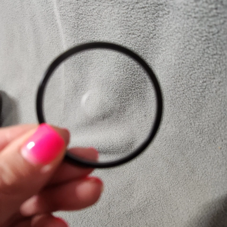 QUANTARAY 52mm Spot filter Japan Screw-In Filter with Case - Image 3 of 4