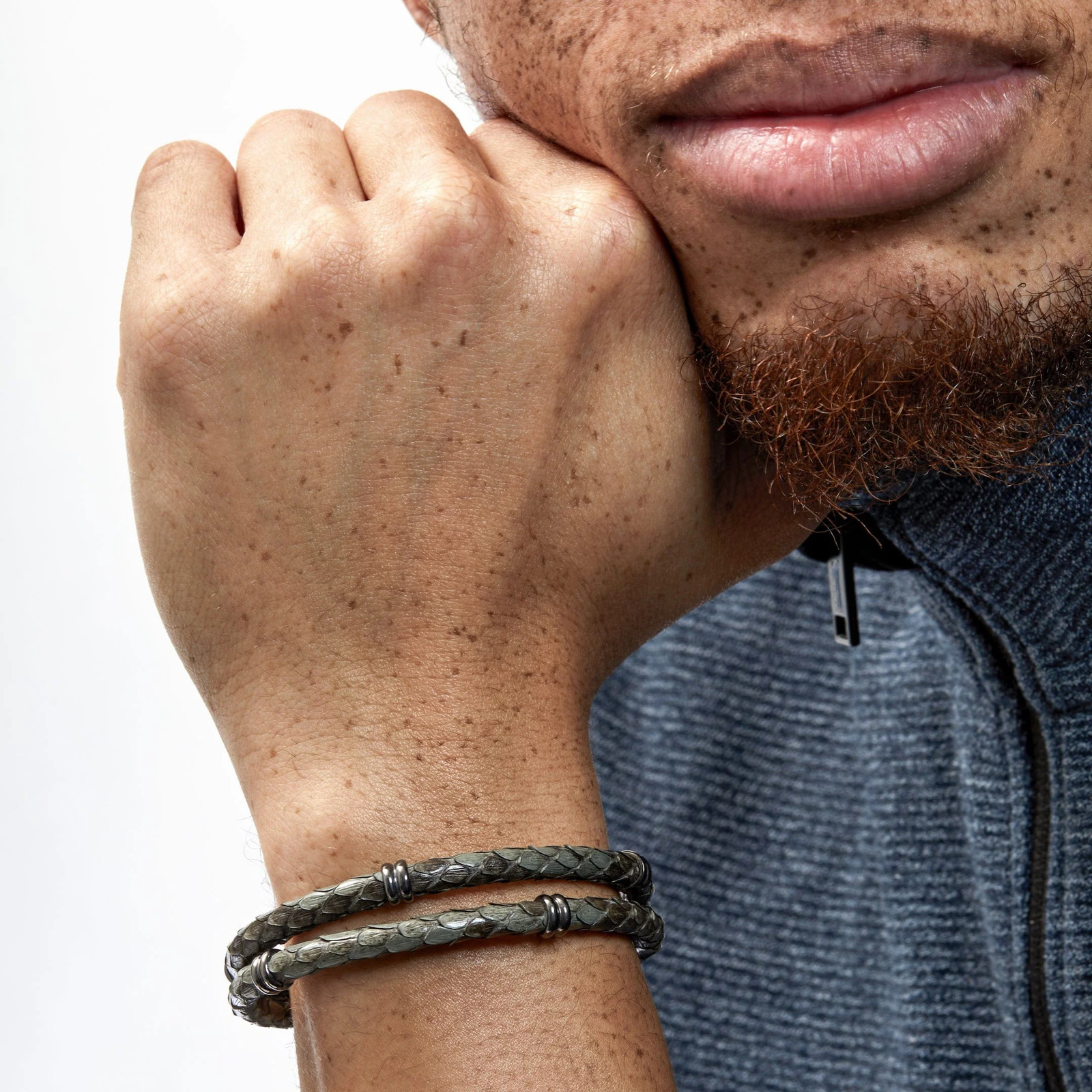 Silver Python With Black Plated Pendants Bracelet - image 2