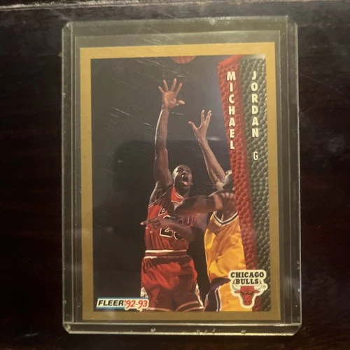 1992-93 Fleer - Michael Jordan #32