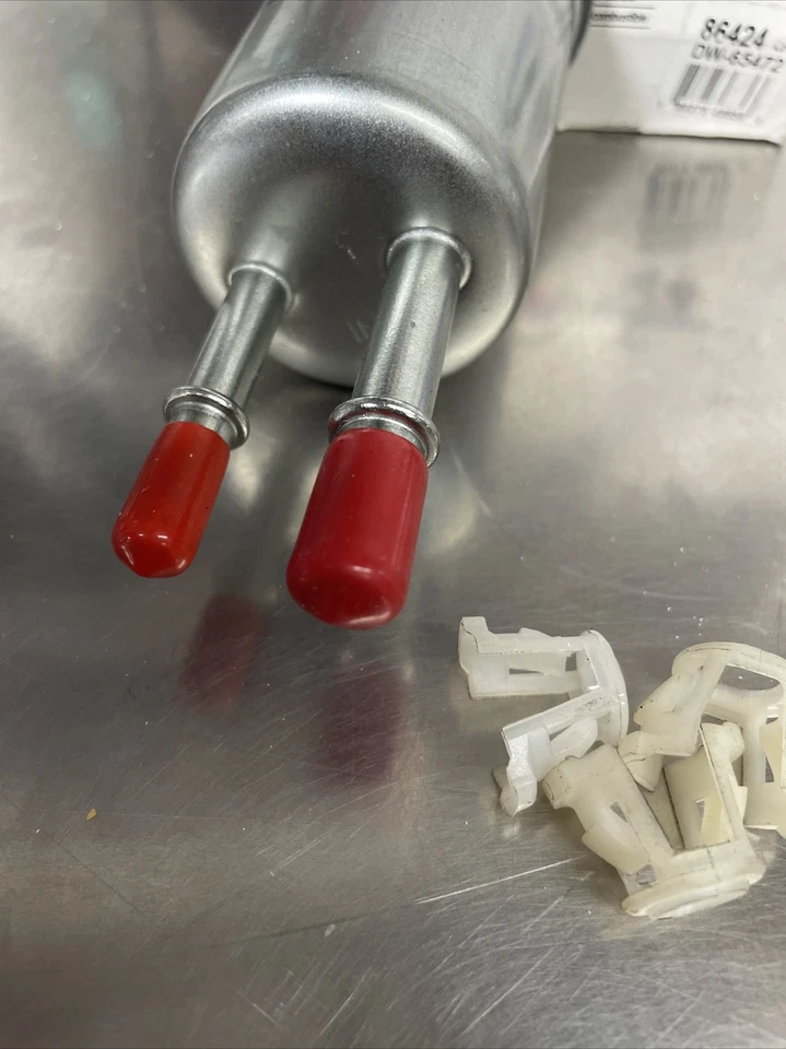 Filtro de combustible NOS CARQUEST 86424 CANTIDAD 1 Foto 2 de 3