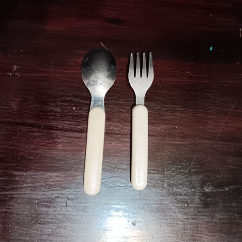 The first years Disney Pooh and Tigger easy-grasp fork spoon Toddler Vintage - Picture 3 of 3