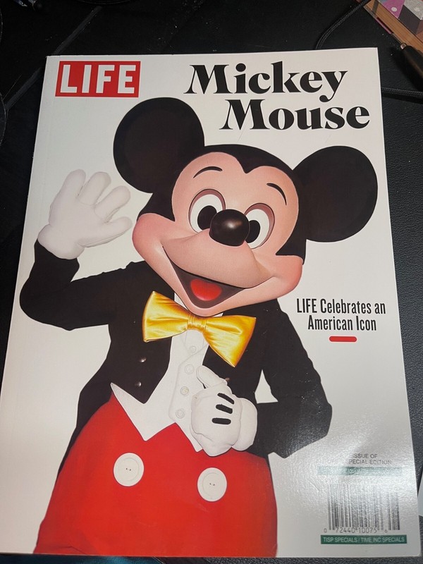 LIFE Magazine Special Edition  Mickey Mouse - 2019