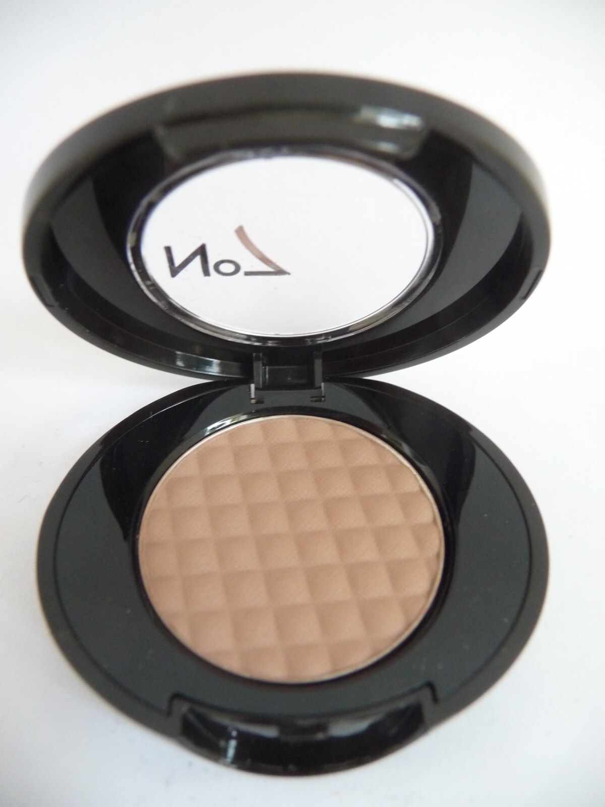 No7 Stay Perfect Eyeshadow CINNAMON 1.9g FULL SIZE New Rare Item