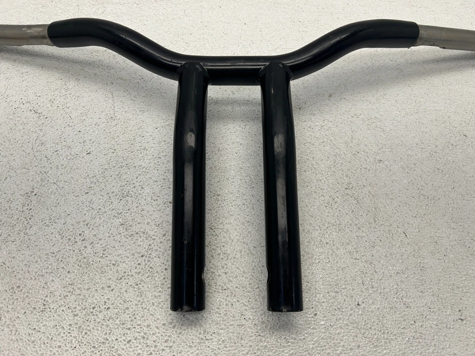 08-23 HARLEY TOURING WILD 1 GORDITA BARRA DE ARRASTRE DE PERFIL BAJO BARRA DE ARRASTRE TRASERA NEGRA Foto 4 de 4