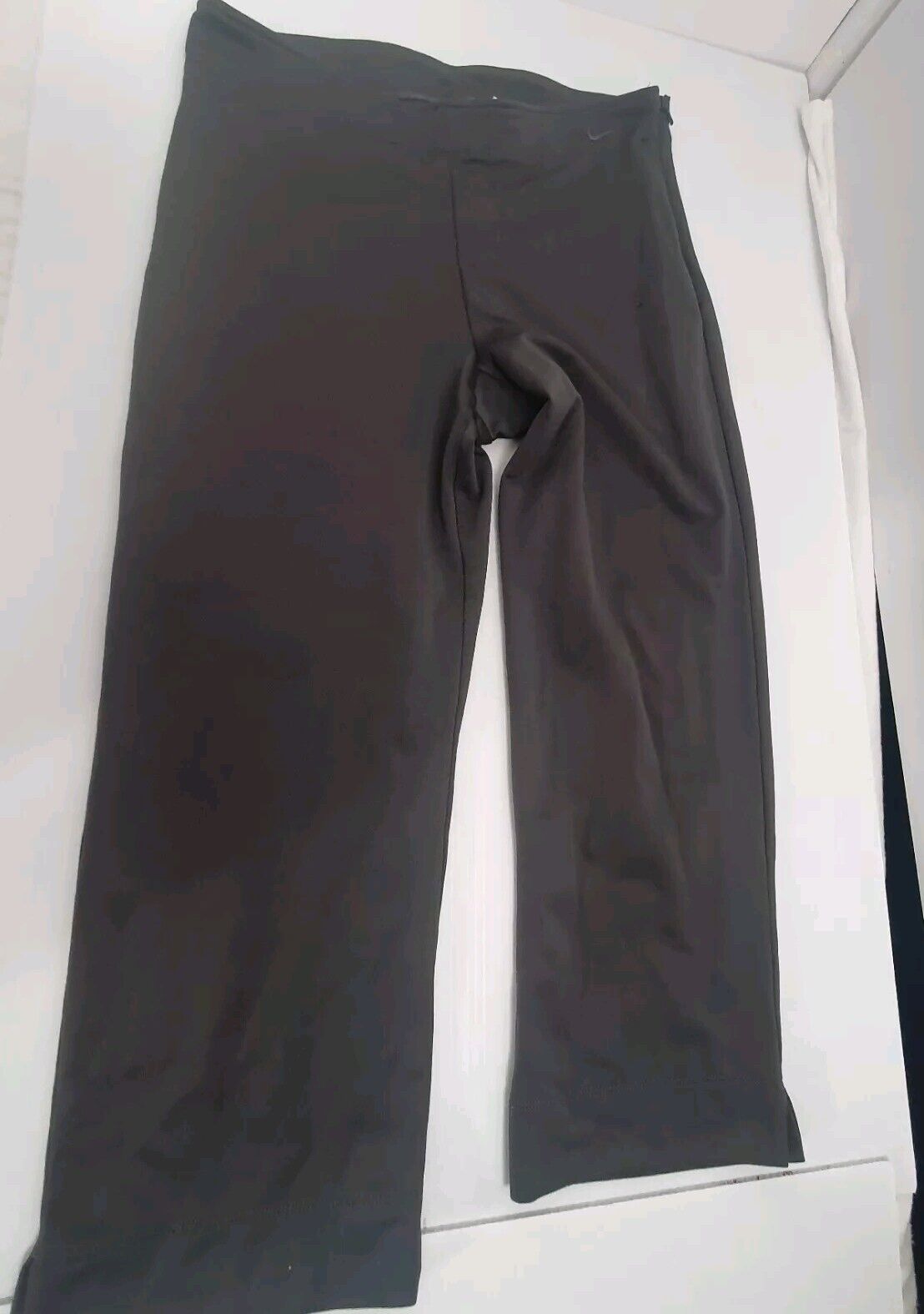Picture 1 of 6