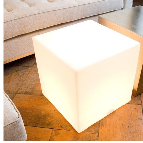 Rechargeable Waterproof 20-Inch LED Cube Seat with 16 Glowing Colors & Modes