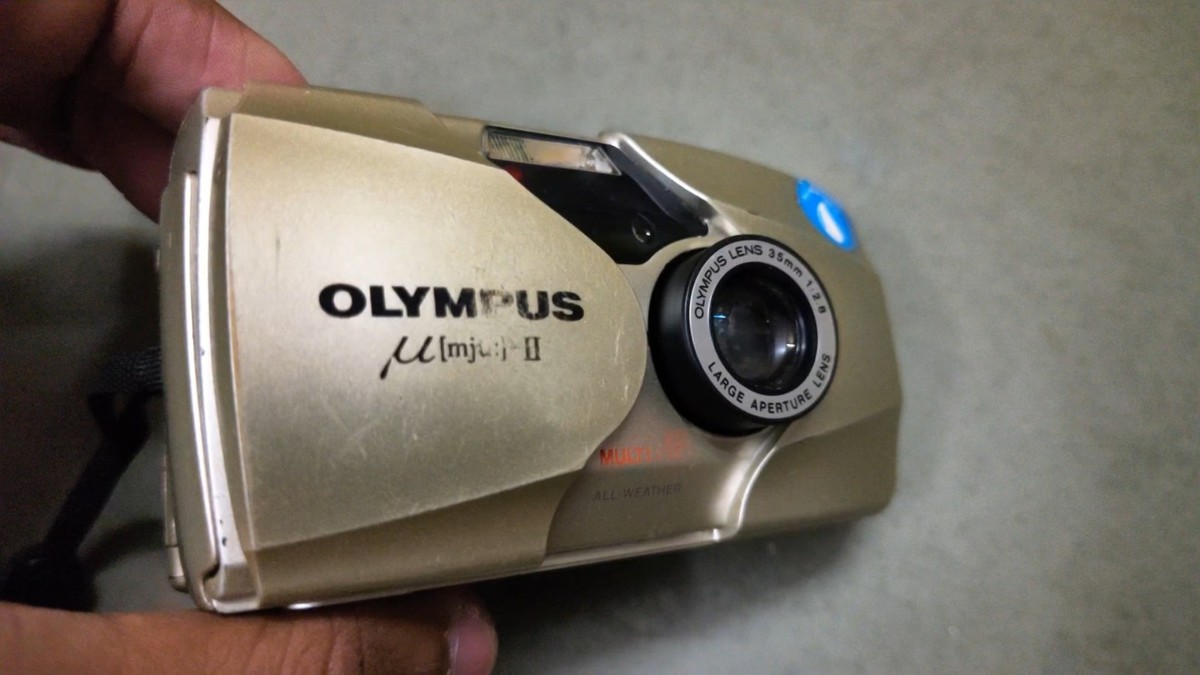 Olympus Stylus Epic DLX 35mm Point & Shoot Film Camera for