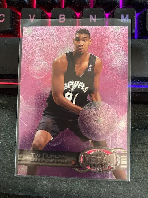Tim Duncan 1997-98 Metal Universe 66 Rookie