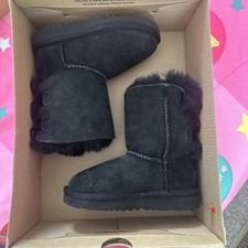 UGG 1017394T Toddler size 8 Classic Bailey Bow II Boots - Black