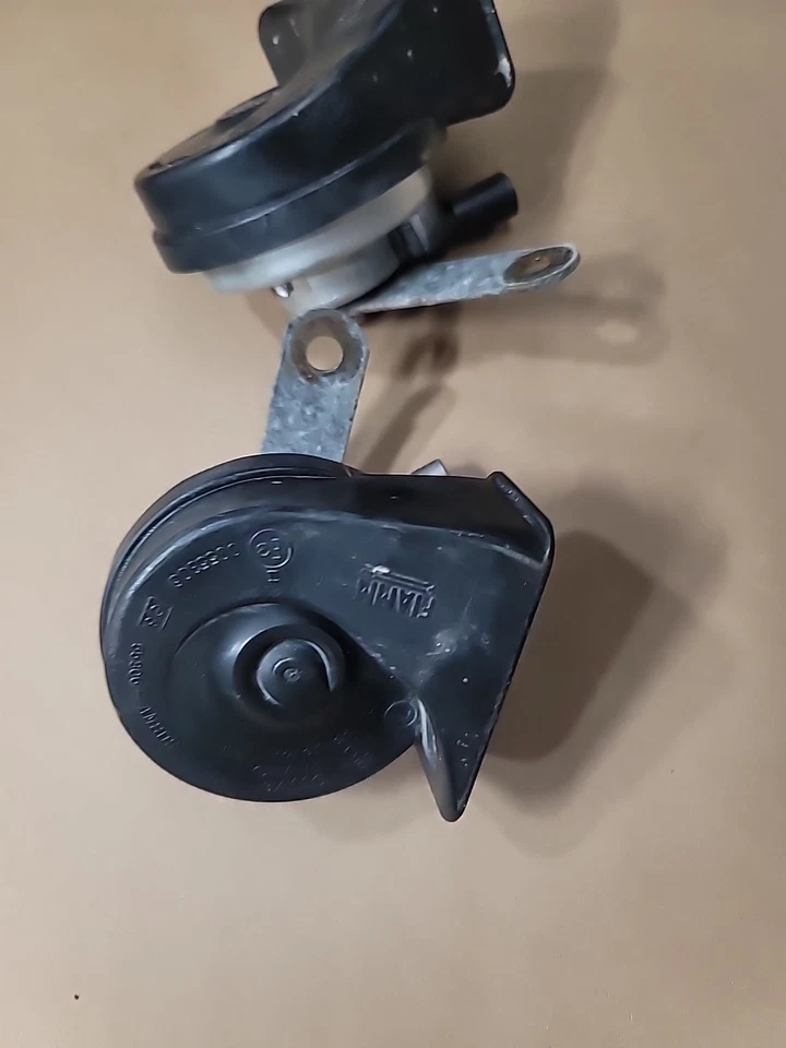 2004 Mini Cooper Horns SET Tested (##40) - Image 2 of 4