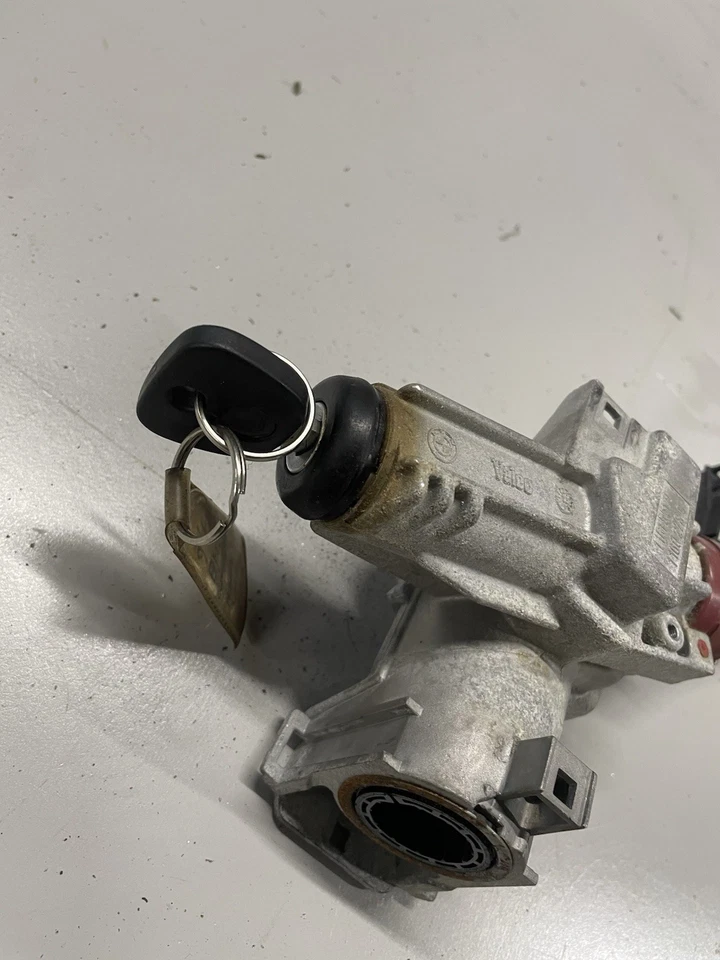 BMW E36 Steering Lock Ignition Switch + KEY 11615510, 11602780 DAMAGED - Image 2 of 4