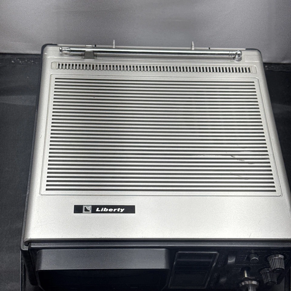 Liberty UHF VHF 1983 portátil negro blanco 5" radio AM FM #5002 Foto 4 de 4