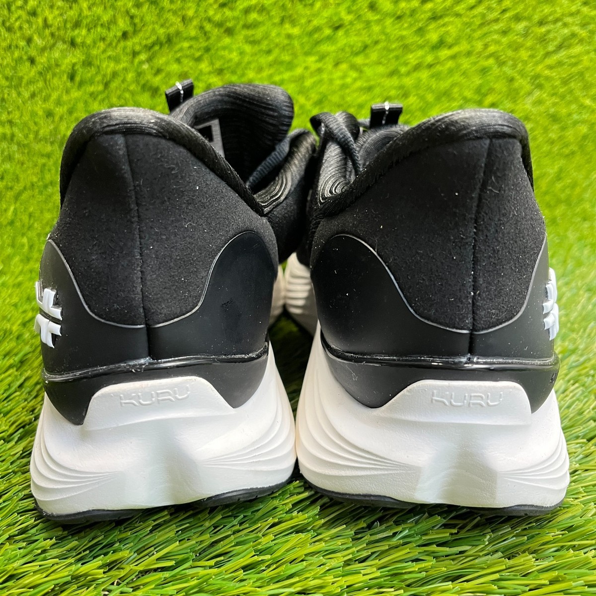 Kuru Atom 2 Mens Size 9.5 Black White Athletic Running 