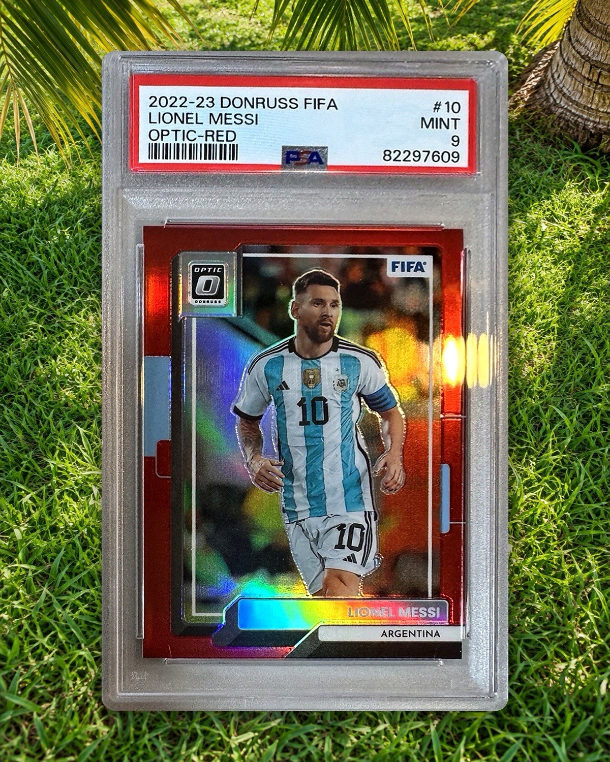 Panini 2022-23 Donruss FIFA Lionel Messi #10 Optic Red Prizm /165 PSA 9