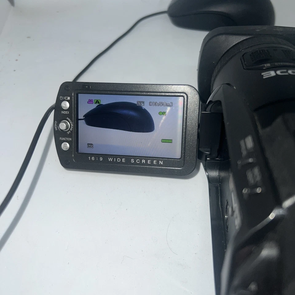 JVC Everio GZ-HD7 (60 GB) Flash Media, Hard Drive Camcorder - Image 4 of 4