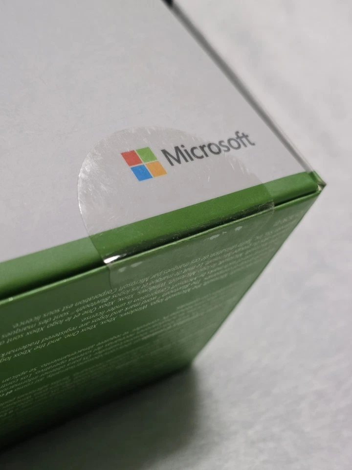 Brand New SEALED Microsoft Xbox One Wireless Controller - Grey/Bluetooth Color!! - Image 3 of 4