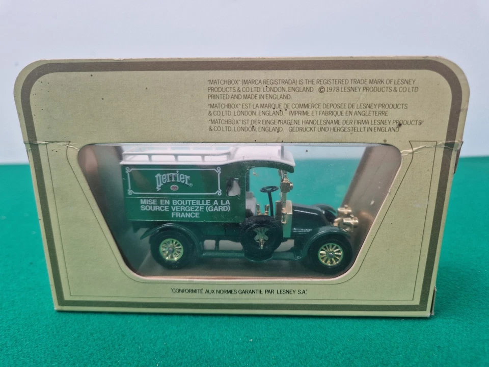1:38 Matchbox Modelos de Antaño Y-25 Verde 1910 Renault Tipo AG Perrier Van Foto 3 de 4