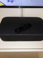Sky Soundbox Devialet SB100 Dolby Bluetooth Soundbar  + Fernbedienung