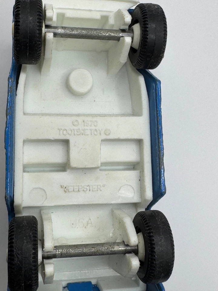Juguete Diecast Tootsietoy 1970 "Jeepster" Jumpin Jeeper Willys azul vintage Foto 4 de 4
