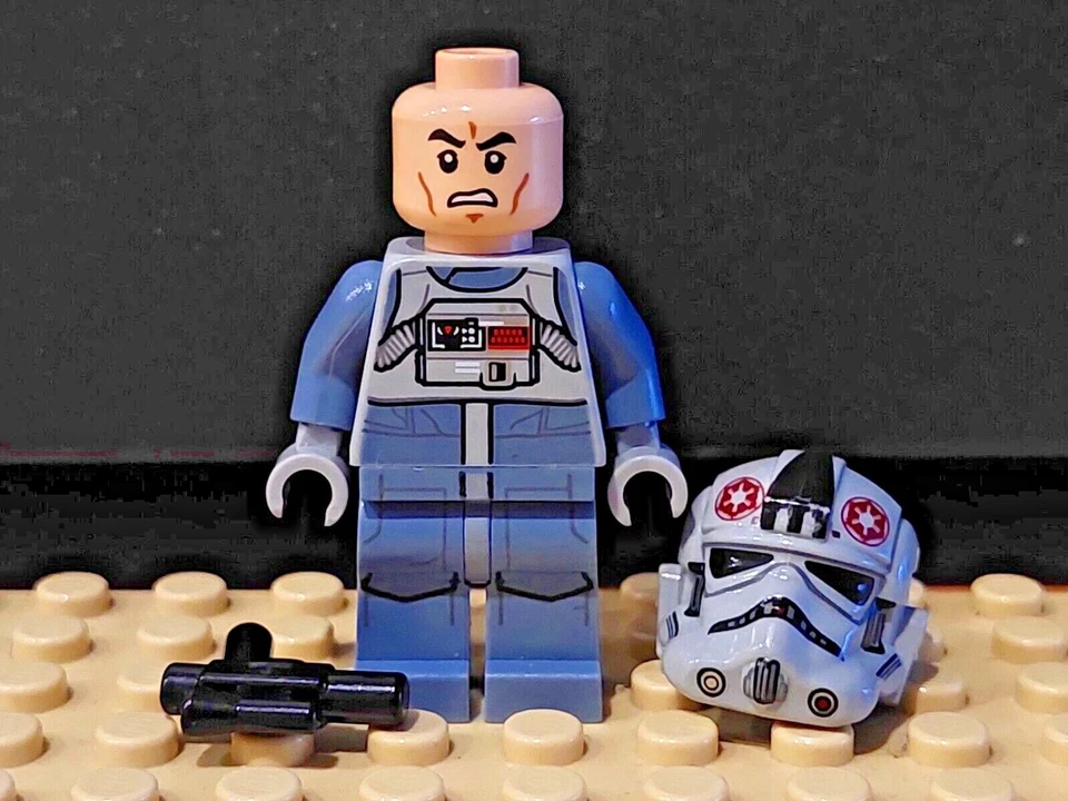 Figurines LEGO Star Wars sw0581 AT-AT Driver - Photo 1/1