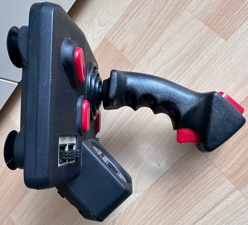 QuickJoy MegaBoard SV-125, DEFEKT? - Bild 8 von 9