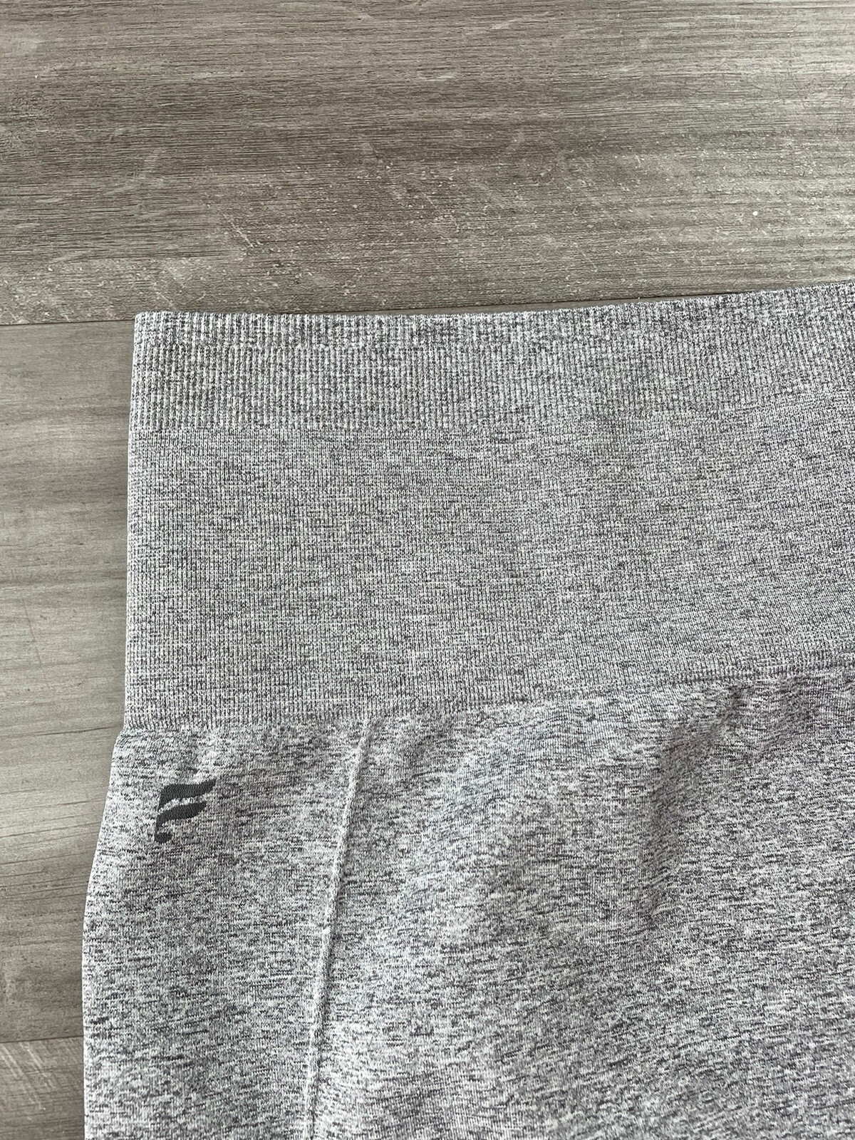 Fabletics Gray Stretch Pants Size L Leggings Comp… - image 4