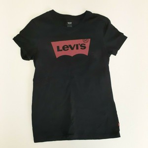 black and red graphic tee womens
