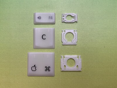 Eine Ersatz-Taste / Tastenkappe / Key Apple iBook G3 12  / 14  Tastatur Keyboard