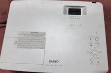Sanyo Agx Projector PLC-XD2200