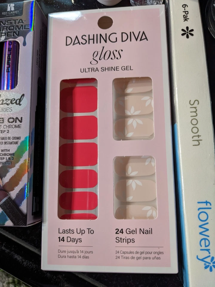 Lote de 9 artículos de esmalte de uñas, tablas de esmeril, exuberante aleteo de limón, pegatinas Sephora  Foto 3 de 4