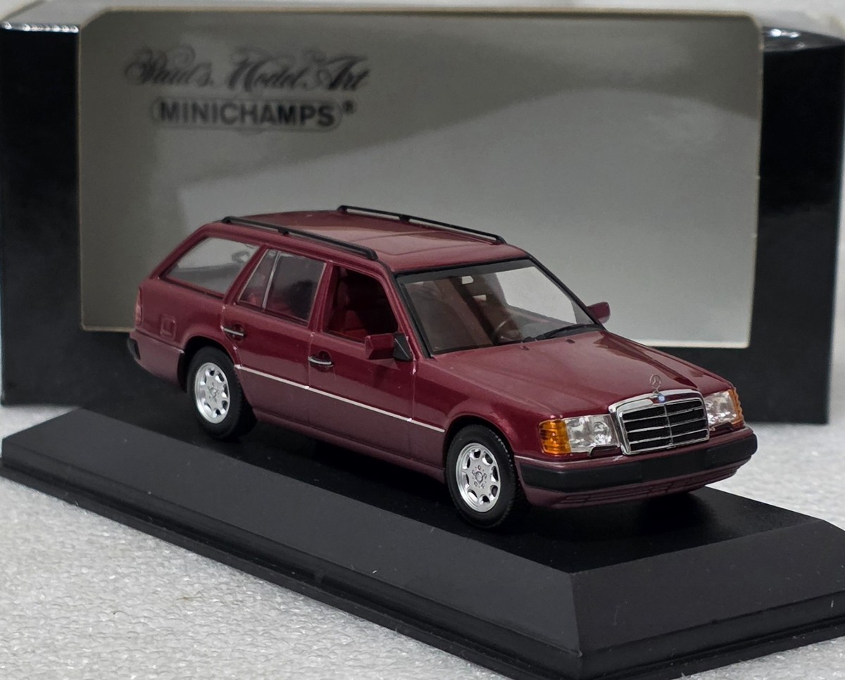 ミニチャンプスメルセデスベンツ W124 ステーションワゴン 1/43 Mercedes-Benz E-Class (W124) 320 TE SW 1990 Red 1:43 Minichamps