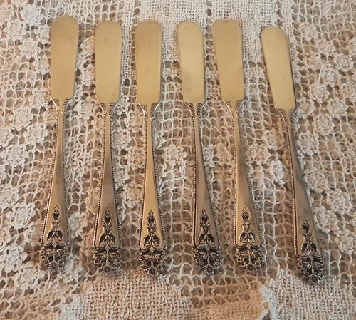 New ListingLot of 6 VTG International Sterling Queen's Lace Butter Knives with Flat Handles