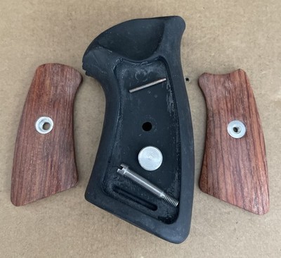 Factory RUGER Rosewood Wood Panel Rubber Grip GP-100 GP100 Super Redhawk Alaskan