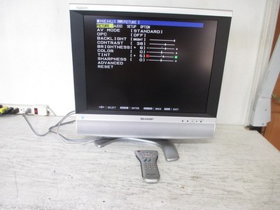 Sharp Aquos LC-20S4U LCD 20  TV Retro Gaming - w/Power Cord & Remote Works Great