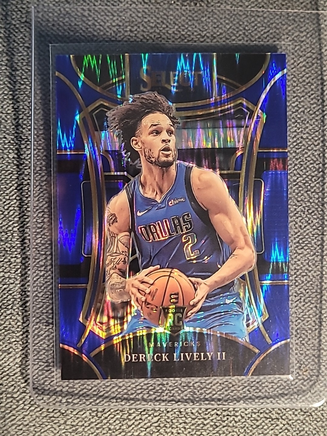 2023-24 Select NBA Dereck Lively II Blue Flash Prizm Mezzanine 52/99 Card #313