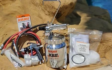Devilbiss Prolite Pressure Feed Spray Gun & 2 QT Pot, Hose
