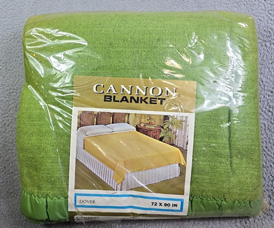 Vintage 60s Cannon Avocado Green Polyester Blanket Full 72x90 Dover NOS Opened